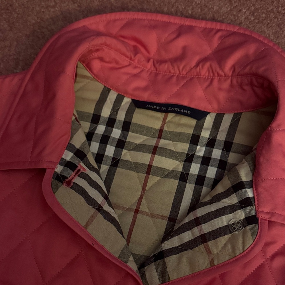 Burberry Pink Quilted Jacket with Plaid Lining - Picture 2 of 7
